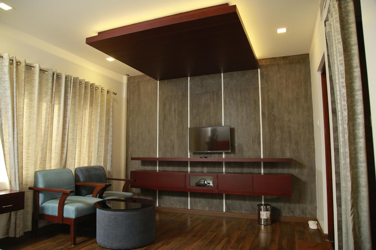Four N Square Residency 호텔 팔라카드 외부 사진